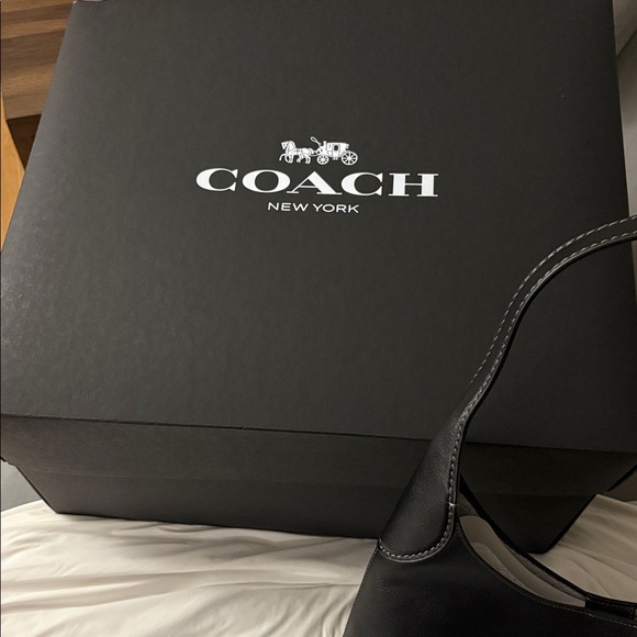 Coach Brooklyn 34 black leather bag - Picture 6 of 8